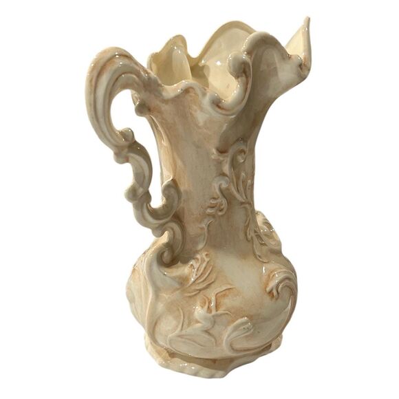Vintage Ornate Capodimonte Italian Style Large White And Beige Tall Pitcher Vase - Picture 3 of 8